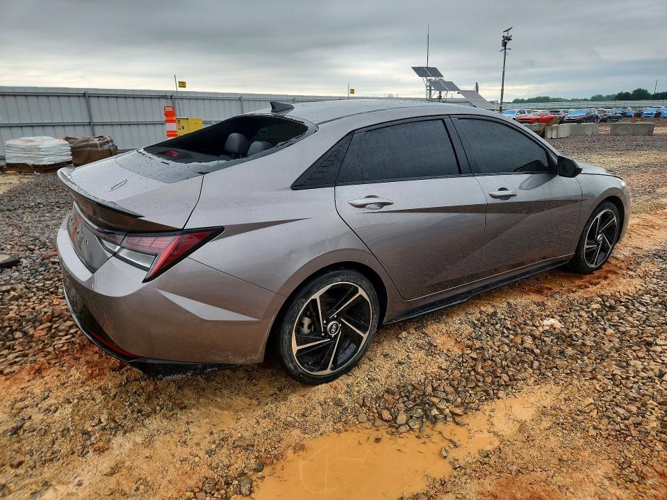 2022 Hyundai Elantra VIN KMHLR4AF1NU297661 COPART salvage auction — HAIL, Mo - Salvage Certificate Of Title, sold $9,400 on 2026-07-20 (photo 3)