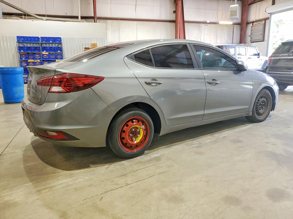 2019 Hyundai Elantra VIN KMHD74LF6KU792490 COPART salvage auction — MINOR DENT/SCRATCHES, Tx - Certificate Of Title, sold $3,100 on 2026-07-06 (photo 3)