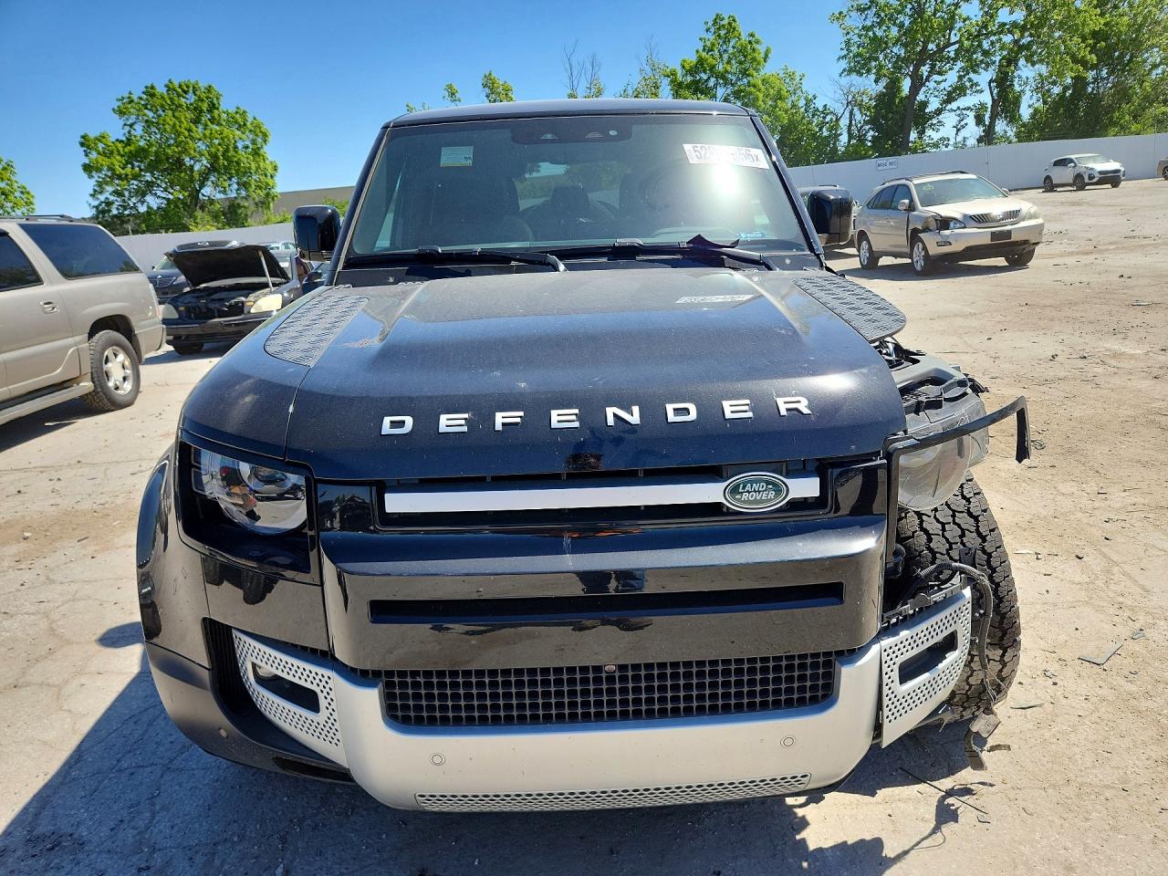 2025 Land Rover Defender VIN SALEJ7EX4S2403738 COPART salvage auction — Front End, MO - SALVAGE CERTIFICATE OF TITLE, sold $37,250 on 2026-06-30 (photo 5)