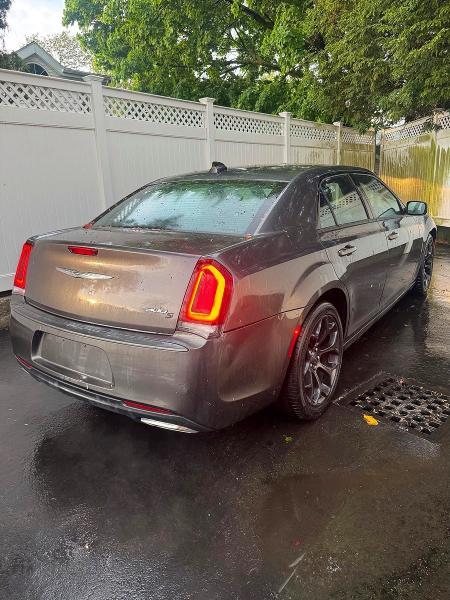 2020 Chrysler 300 VIN 2C3CCABG5LH158682 COPART salvage auction — NORMAL WEAR, Mo - Certificate Of Title (P), sold $1,650 on 2026-07-14 (photo 4)