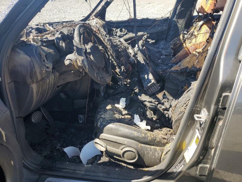 2012 Mini Cooper VIN WMWZC3C53CWL83602 COPART salvage auction — BURN, Or - Salvage Title Certificate, sold $300 on 2026-07-13 (photo 7)