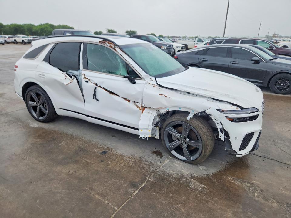 2022 Genesis Gv70 VIN KMUMADTB7NU050653 COPART salvage auction — SIDE, Tx - Cert Of Title-Manufacturer Buy, sold $16,800 on 2026-07-16 (photo 4)