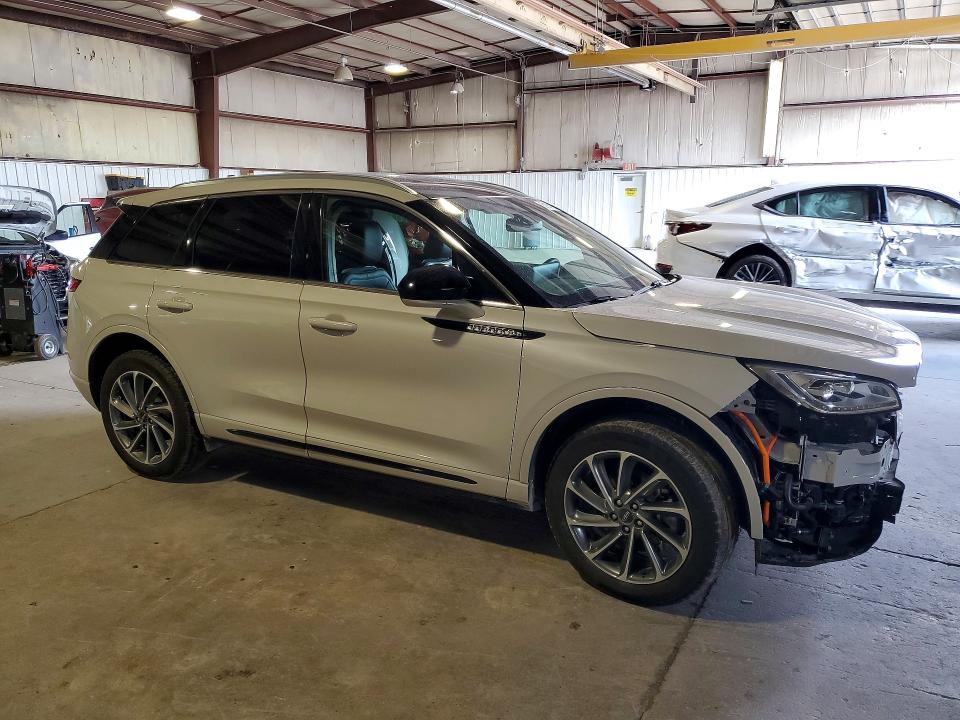 2024 Lincoln Corsair VIN 5LMTJ5DZ7RUL04294 COPART salvage auction — FRONT END, Salvage Title, sold $14,000 on 2026-07-24 (photo 4)