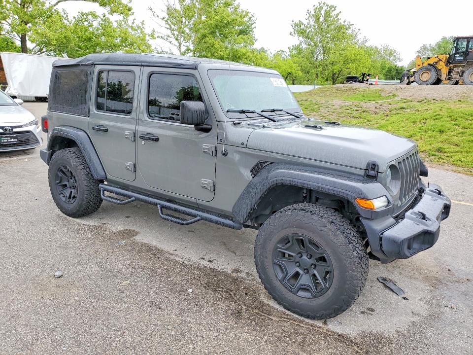 2020 Jeep Wrangler unlimited VIN 1C4HJXDG4LW184120 COPART salvage auction — MINOR DENT/SCRATCHES, Mo - Certificate Of Title, sold $17,700 on 2026-07-02 (photo 4)