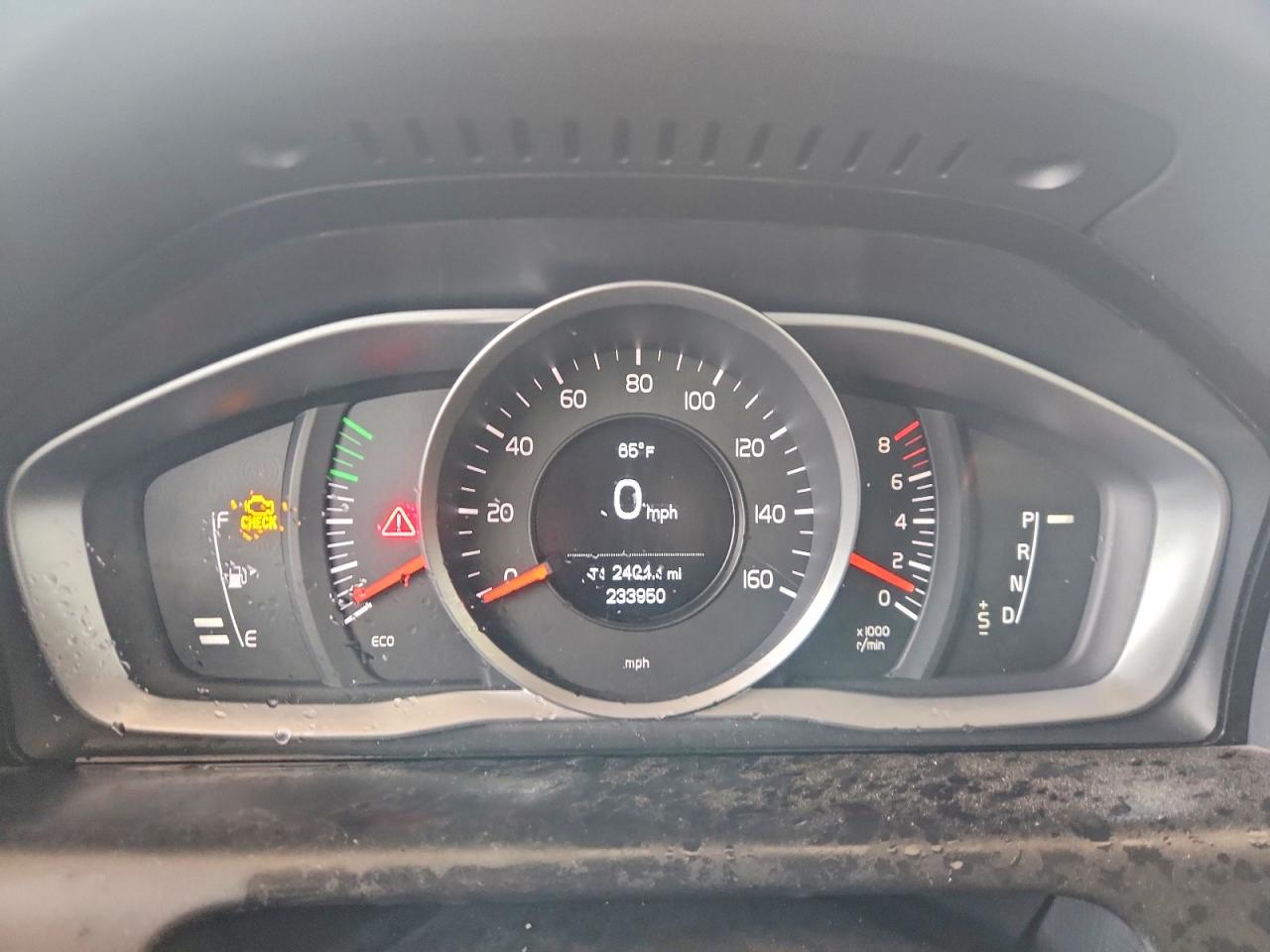 2017 Volvo XC60 VIN YV440MDJ2H2090860 COPART salvage auction — Side, AL - CERT OF TITLE-SALVAGE TITLE, sold $1,900 on 2026-07-01 (photo 9)