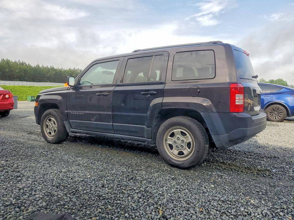 2014 Jeep Liberty (patriot) VIN 1C4NJPBB6ED754613 COPART salvage auction — MECHANICAL, Mt - Dealer Only Clean Title, sold $575 on 2026-07-09 (photo 2)