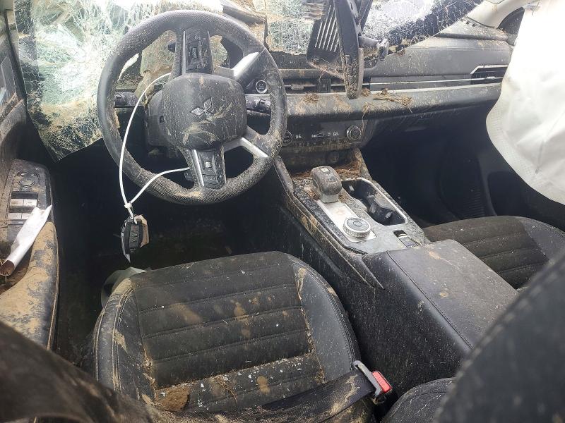 2025 Mitsubishi Outlander VIN JA4J4VA87SZ028302 COPART salvage auction — ALL OVER, Oh - Certificate Of Title, sold $9,600 on 2026-07-15 (photo 8)