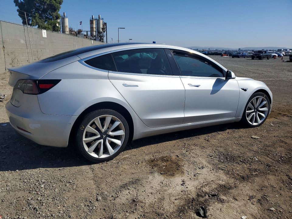 2018 Tesla Model 3 VIN 5YJ3E1EB2JF116947 COPART salvage auction — FRONT END, CA - SALVAGE CERTIFICATE, sold $175 on 2026-07-21 (photo 3)