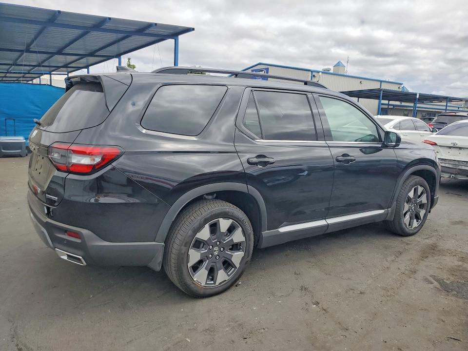 2026 Honda Pilot VIN 5FNYG1H76TB022533 COPART salvage auction — FRONT END, Ca - Salvage Certificate, sold $10,200 on 2026-07-30 (photo 3)