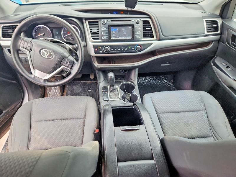 2015 Toyota Highlander VIN 5TDBKRFH2FS163548 COPART salvage auction — SIDE, Tx - Salvage Vehicle Title, sold $2,500 on 2026-07-27 (photo 8)