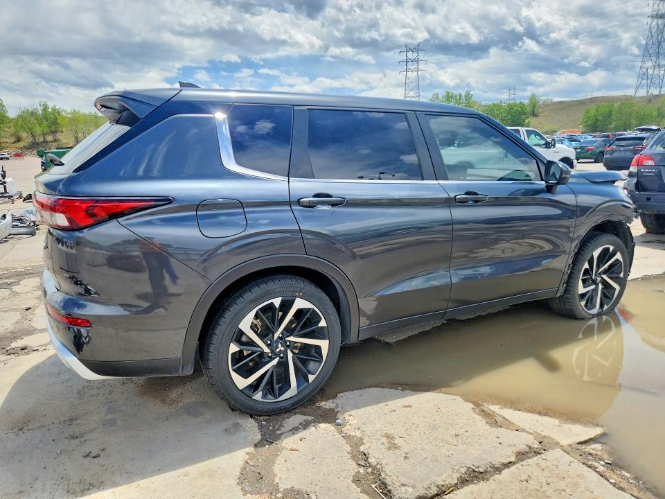2024 Mitsubishi Outlander VIN JA4J3VA83RZ084234 COPART salvage auction — FRONT END, Tx - Certificate Of Title, sold $8,300 on 2026-08-24 (photo 3)