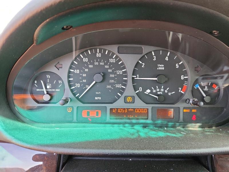 2003 BMW 3er VIN WBAEP334X3PF03175 COPART salvage auction — ROOF, Il - Salvage Certificate, sold $650 on 2026-07-21 (photo 9)