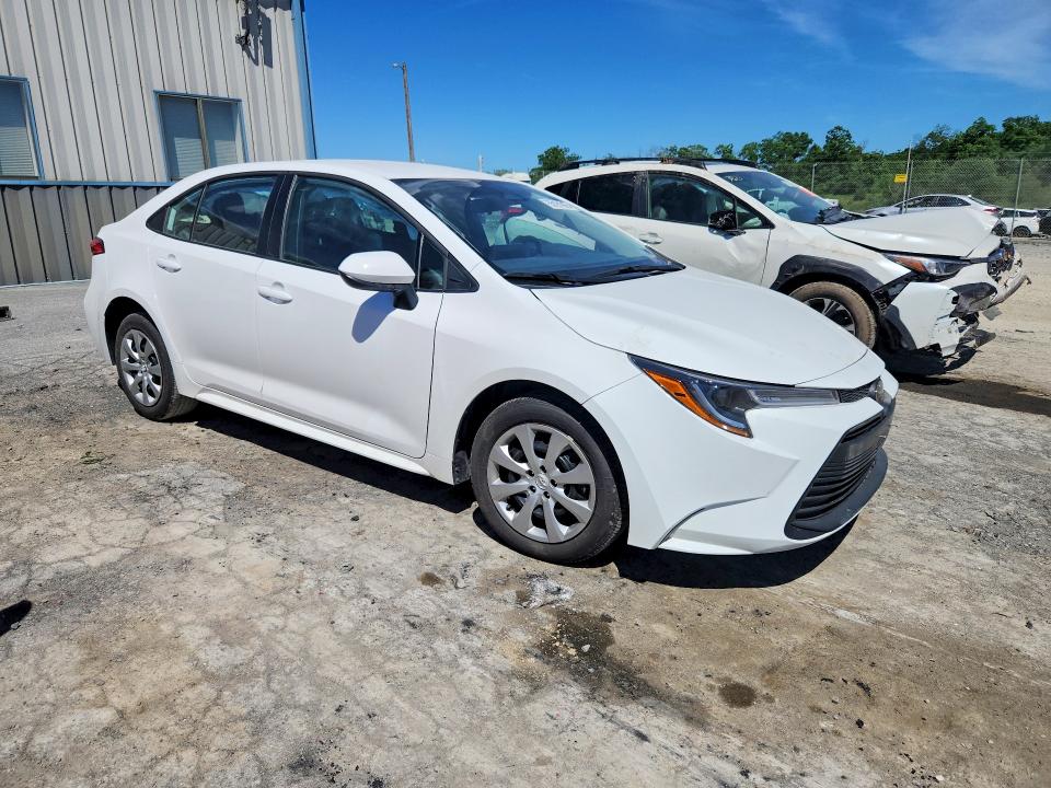 2025 Toyota Corolla VIN 5YFB4MDE8SP296422 COPART salvage auction — SIDE, VA - CERT OF TITLE - SALVAGE, sold $6,500 on 2026-07-06 (photo 4)