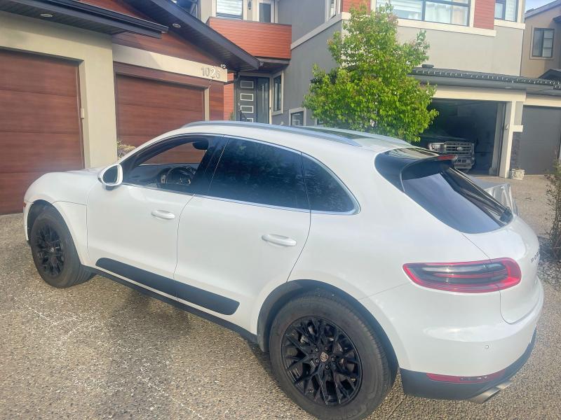 2015 Porsche Macan VIN WP1AB2A53FLB51778 COPART salvage auction — MINOR DENT/SCRATCHES, Ab - Bos - Active, sold $10,100 on 2026-07-03 (photo 3)