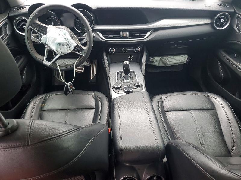2018 Alfa romeo Stelvio VIN ZASFAKPN8J7B74581 COPART salvage auction — FRONT END, Nc - Salvage Certificate Of Title, sold $2,700 on 2026-08-20 (photo 8)