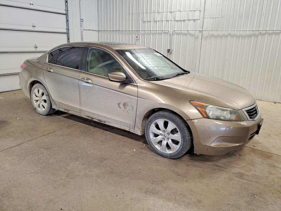 2008 Honda Accord VIN 1HGCP26768A046688 COPART salvage auction — HAIL, Mn - Cert Of Title-Prior Salvage, sold $525 on 2026-07-09 (photo 4)