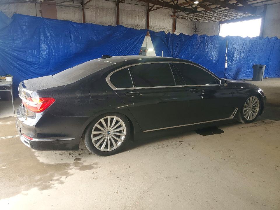 2016 BMW 7er VIN WBA7F0C50GGL99687 COPART salvage auction — MINOR DENT/SCRATCHES, Il - Certificate Of Title, sold $7,200 on 2026-07-29 (photo 3)