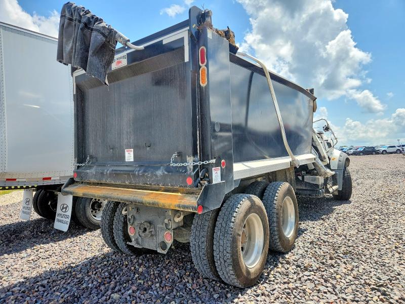2026 Mack Granite VIN 1M2GR2GC8TM055708 COPART salvage auction — ALL OVER, MO - SALVAGE CERTIFICATE OF TITLE, sold $20,100 on 2026-07-09 (photo 4)
