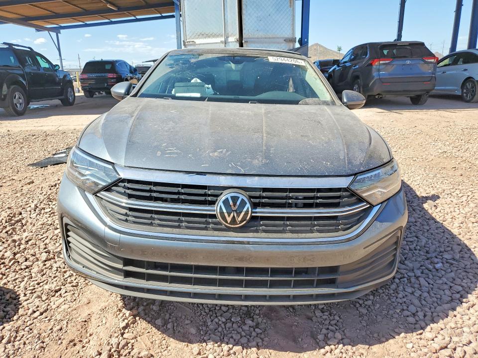 2024 Volkswagen Jetta VIN 3VW7M7BU2RM060199 COPART salvage auction — SIDE, Az - Cert Of Title - Salvage, sold $3,750 on 2026-07-09 (photo 5)