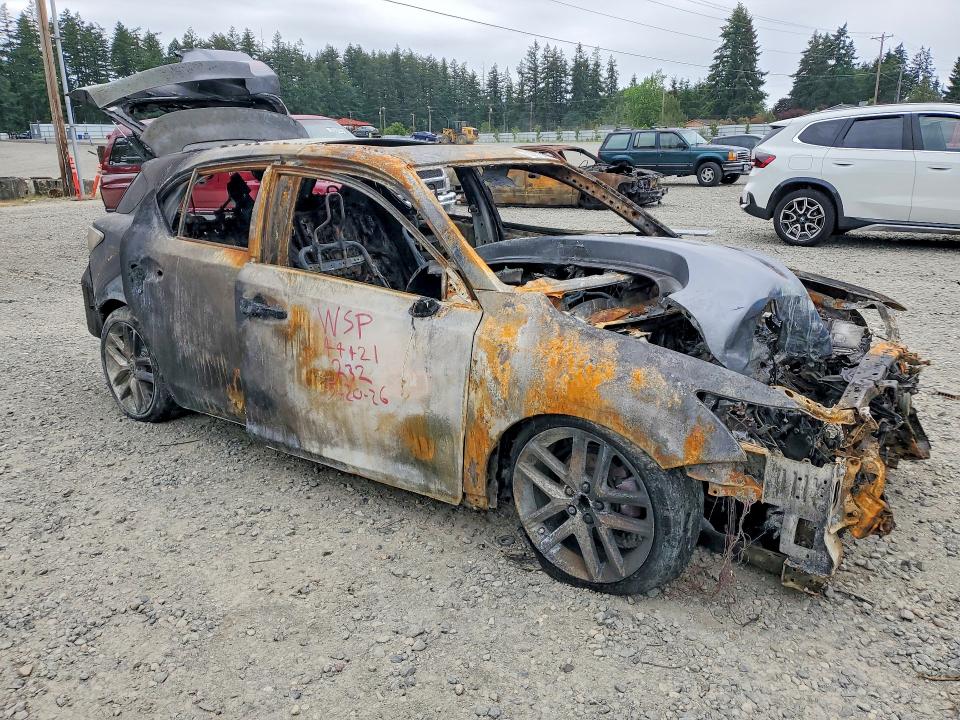 2013 Lexus Ct 200 VIN JTHKD5BH6D2160812 COPART salvage auction — BURN, Ca - Non-Repairable Vehicle Cert, sold $175 on 2026-07-17 (photo 4)