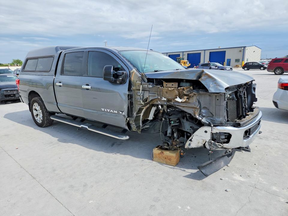 2017 Nissan TITAN VIN 1N6BA1F4XHN569391 COPART salvage auction — FRONT END, Tx - Salvage Vehicle Title, sold $8,600 on 2026-07-21 (photo 4)