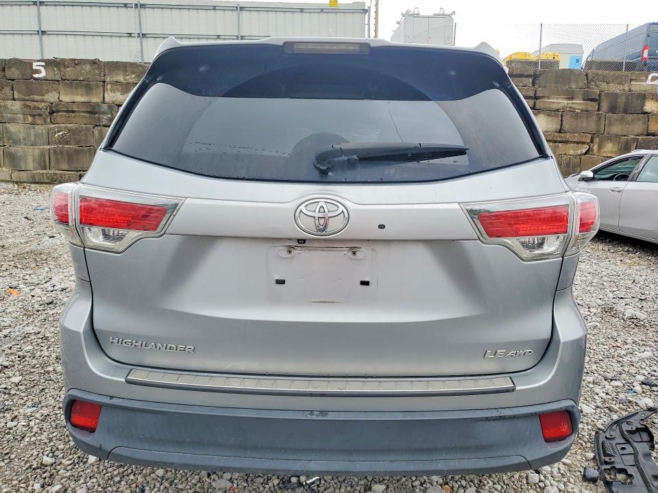 2015 Toyota VIN 5TDBKRFH2FS087345 COPART salvage auction — FRONT END, Ky - Cert Of Title-Salvage, sold $2,550 on 2026-07-24 (photo 6)