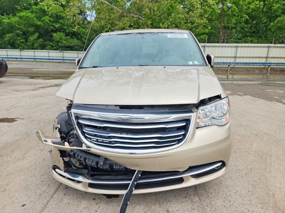 2015 Chrysler Voyager VIN 2C4RC1BG8FR561639 COPART salvage auction — FRONT END, PA - CERTIFICATE OF SALVAGE, sold $1,100 on 2026-07-02 (photo 5)