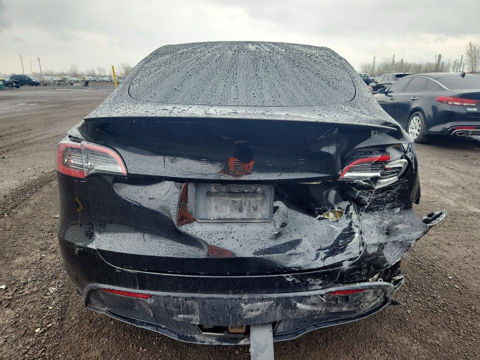 2023 Tesla Model y VIN LRWYGDFD4PC939125 COPART salvage auction — FRONT END, Qc - Gravement Accidente, sold $6,800 on 2026-07-07 (photo 6)