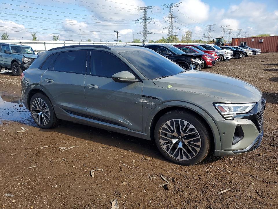 2024 Audi VIN WA16AAGE8RB053054 COPART salvage auction — WATER/FLOOD, Il - Salvage Cert-Flood, sold $2,300 on 2026-07-21 (photo 4)