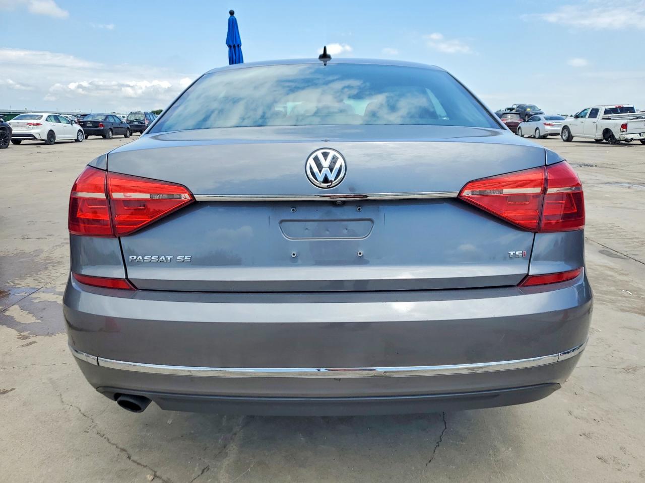 2016 Volkswagen Passat VIN 1VWBS7A38GC011645 COPART salvage auction — Front End, TX - SALVAGE VEHICLE TITLE, sold $2,200 on 2026-06-25 (photo 6)
