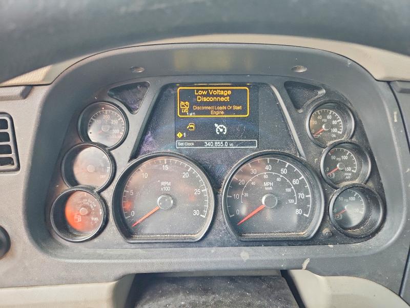 2019 Peterbilt 567 VIN 1NPCL40X0KD604595 COPART salvage auction — ROLLOVER, PA - CERTIFICATE OF SALVAGE, sold $4,700 on 2026-07-09 (photo 8)