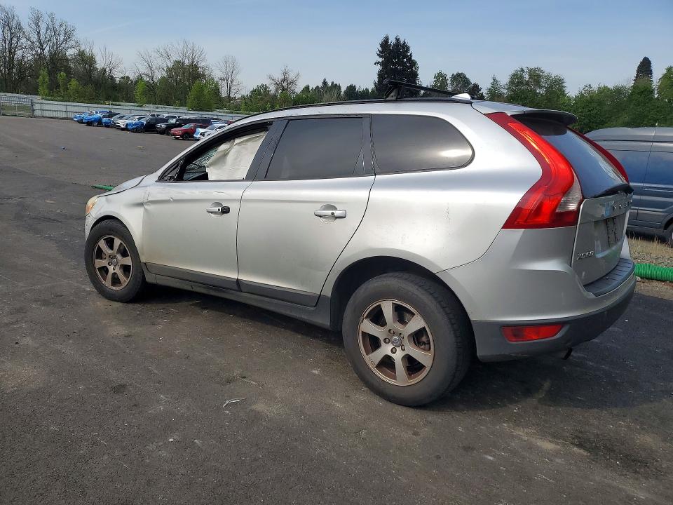 2010 Volvo Xc60 VIN YV4960DZXA2107977 COPART salvage auction — FRONT END, OR - LIEN PAPERS SALVAGE, sold $325 on 2026-07-13 (photo 2)