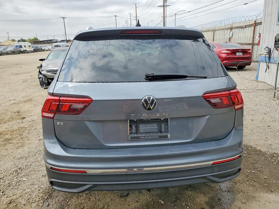2022 Volkswagen Tiguan VIN 3VV3B7AX1NM100402 COPART salvage auction — MINOR DENT/SCRATCHES, Ca - Dis/Dlr/Exp Only Clean Title (P), sold $11,200 on 2026-07-29 (photo 6)