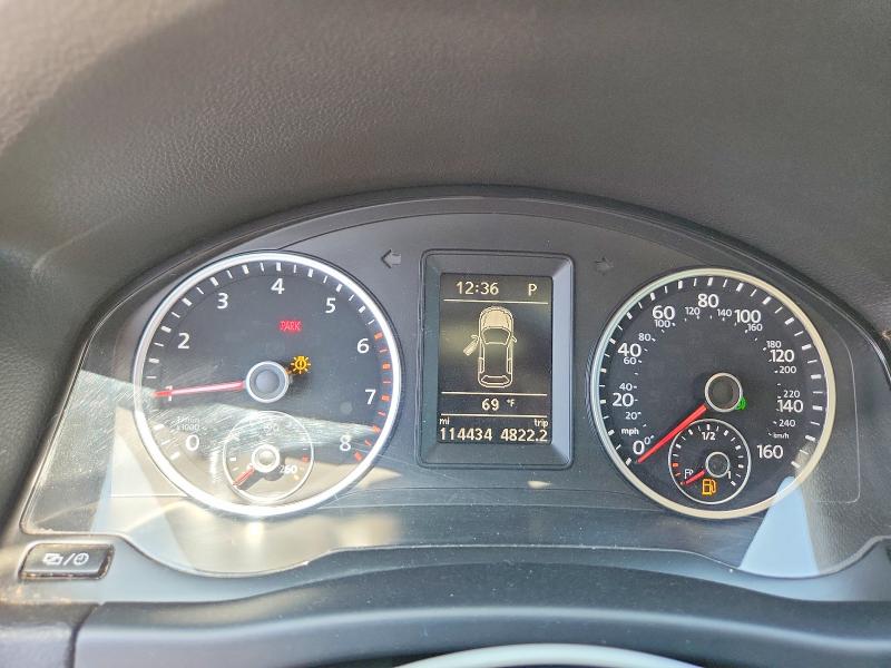 2017 Volkswagen VIN WVGUV7AX3HW509690 COPART salvage auction — REAR END, Id - Salvage Certificate Of Title, sold $200 on 2026-07-21 (photo 9)
