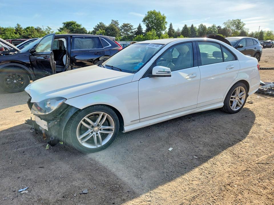 2013 Mercedes-benz C-klasse VIN WDDGF8AB2DR255798 COPART salvage auction — FRONT END, Il - Salvage Certificate, sold $1,850 on 2026-07-07 (photo 1)