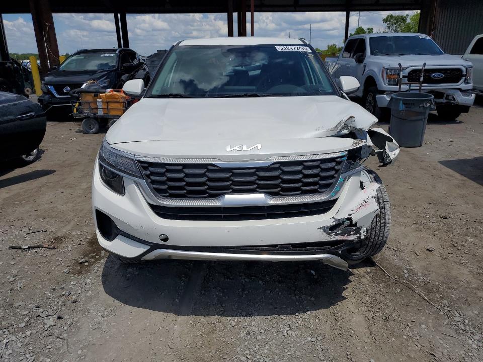 2023 Kia Seltos VIN KNDEPCAA3P7390121 COPART salvage auction — FRONT END, FL - CERTIFICATE OF DESTRUCTION, sold $2,600 on 2026-07-24 (photo 5)