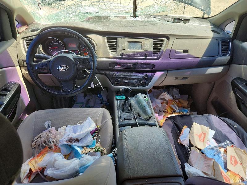 2017 Kia SEDONA VIN KNDMB5C1XH6228447 COPART salvage auction — HAIL, Ky - Bill Of Sale/Part Only/No Titl, sold $125 on 2026-07-16 (photo 8)