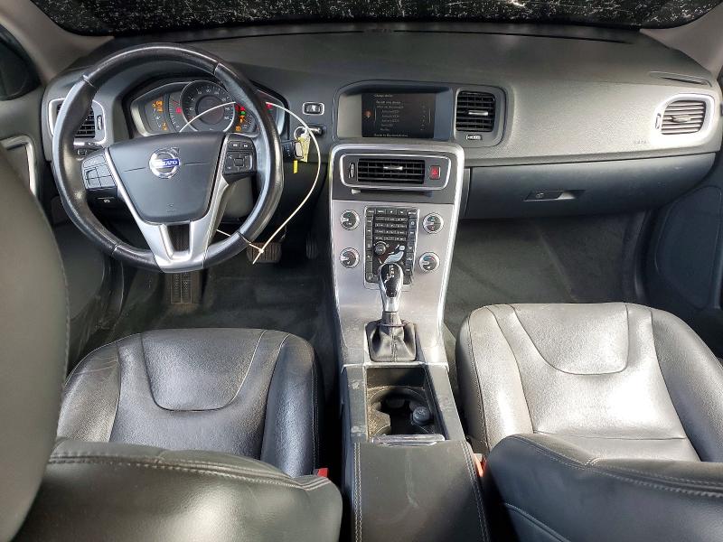 2017 Volvo VIN YV126MFL2H2421552 COPART salvage auction — FRONT END, Fl - Cert Of Title Slvg Rebuildable, sold $400 on 2026-07-08 (photo 8)