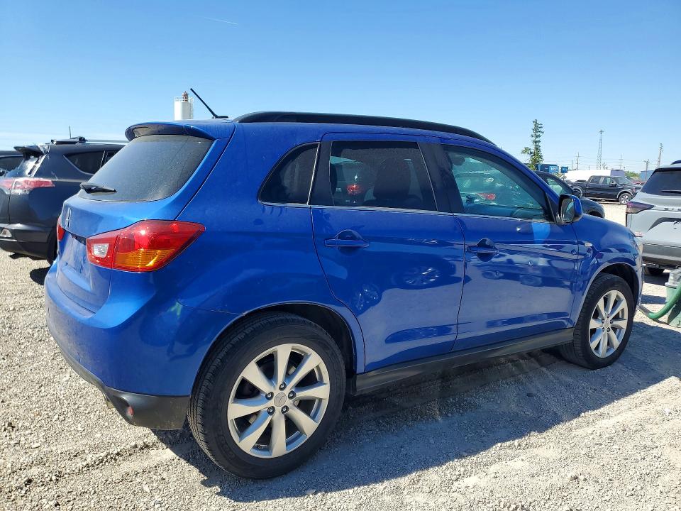 2015 Mitsubishi Outlander VIN 4A4AP4AU3FE057581 COPART salvage auction — HAIL, Ia - Cert Of Title-Salvage Title, sold $80 on 2026-07-29 (photo 3)