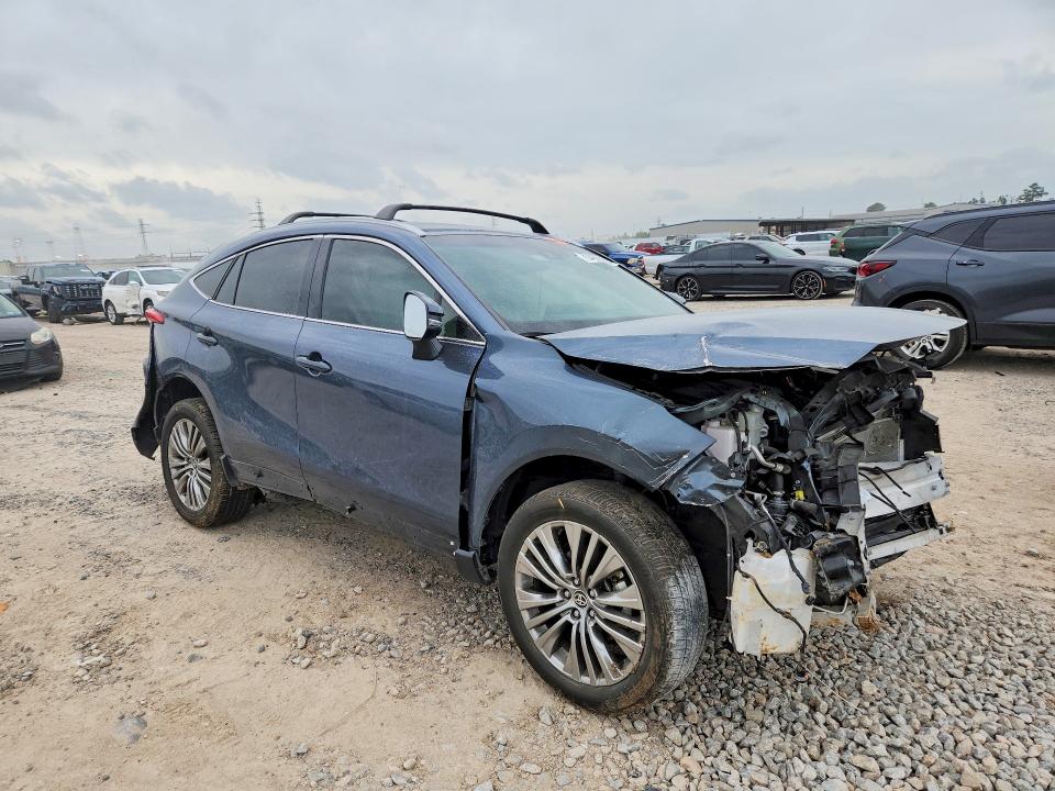 2024 Toyota Venza VIN JTEAAAAH8RJ163316 COPART salvage auction — FRONT END, TX - SALVAGE VEHICLE TITLE, sold $3,650 on 2026-07-24 (photo 4)