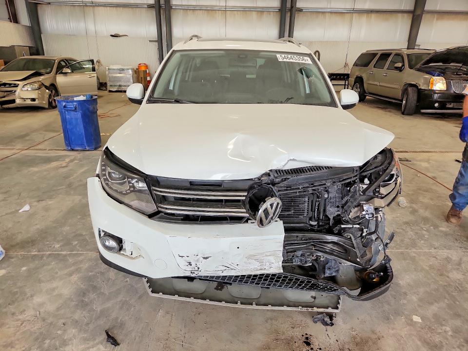 2016 Volkswagen Tiguan VIN WVGBV7AX2GW574875 COPART salvage auction — FRONT END, Ne - Cert Of Title-Salvage, sold $225 on 2026-07-28 (photo 5)