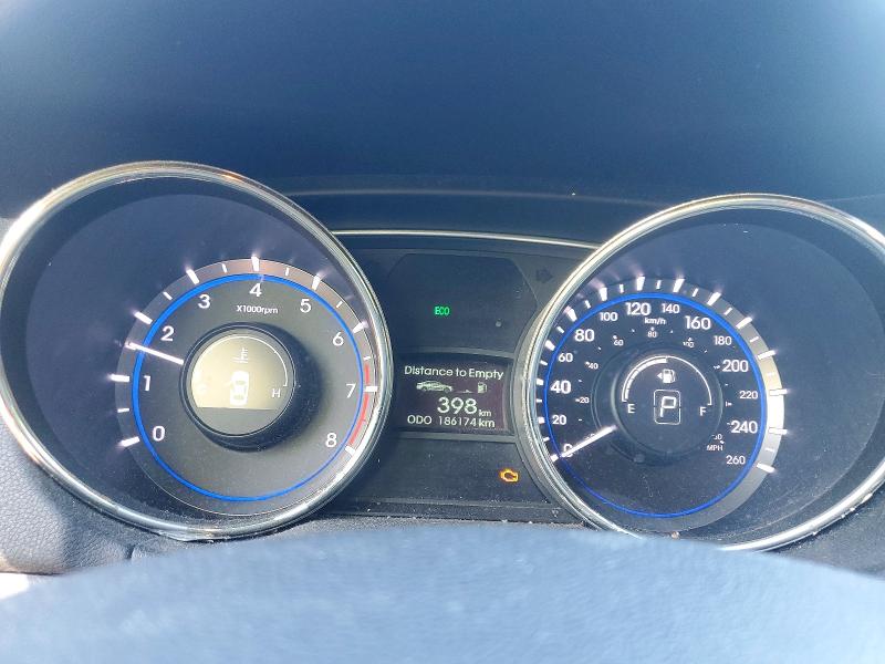 2011 Hyundai Sonata VIN 5NPEB4AC0BH261666 COPART salvage auction — SIDE, On - Permit No Brand - Unfit, sold $775 on 2026-07-09 (photo 9)