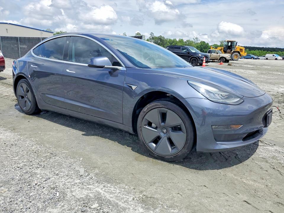 2018 Tesla Model 3 VIN 5YJ3E1EA7JF025776 COPART salvage auction — SIDE, Sc - Cert Of Title-Salvage, sold $6,800 on 2026-07-13 (photo 4)