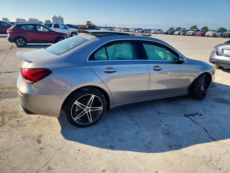 2020 Mercedes-benz A-klasse VIN W1K3G4EB8LJ216919 COPART salvage auction — FRONT END, La - Cert Of Title-Salvage, sold $3,850 on 2026-07-08 (photo 3)