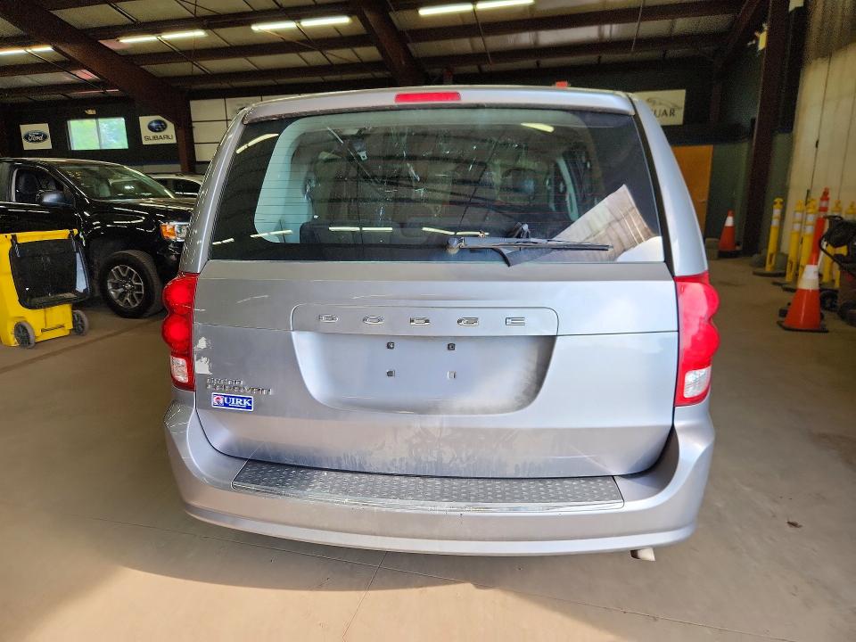 2014 Dodge Grand caravan VIN 2C4RDGBG2ER166774 COPART salvage auction — MINOR DENT/SCRATCHES, Me - Certificate Of Title, sold $1,900 on 2026-07-09 (photo 6)