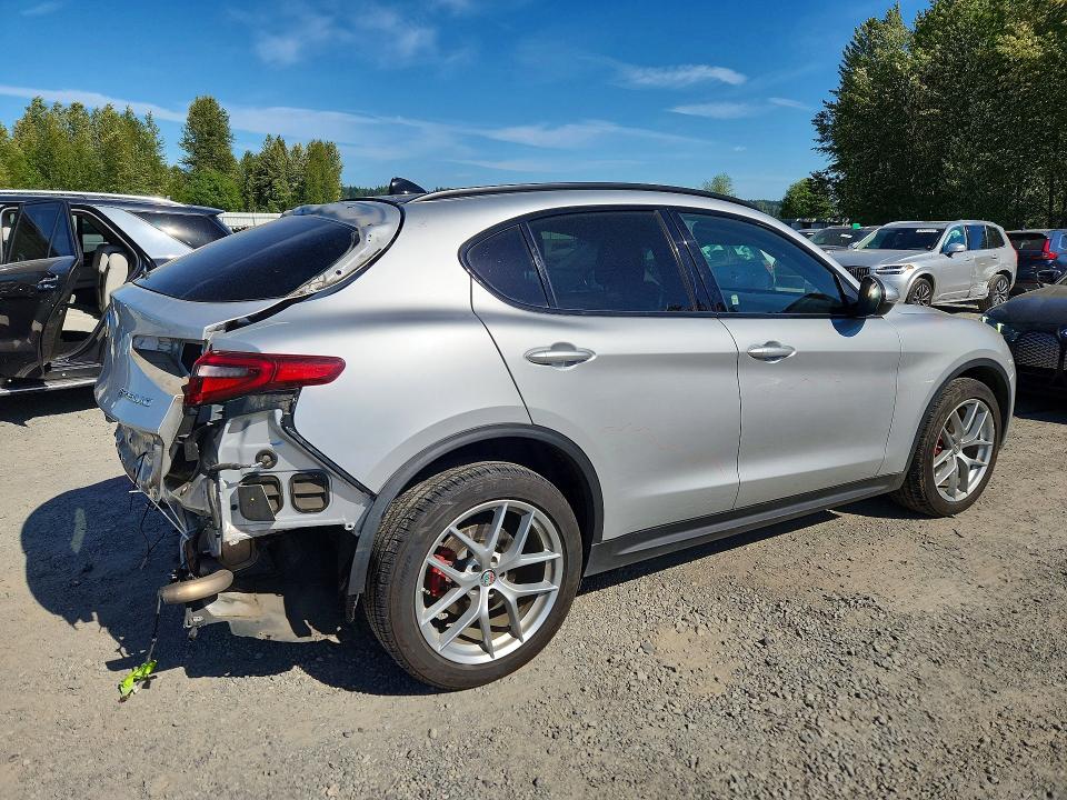 2018 Alfa romeo Stelvio VIN ZASFAKPN9J7B96878 COPART salvage auction — REAR END, Wa - Bill Of Sale, sold $4,700 on 2026-07-06 (photo 3)
