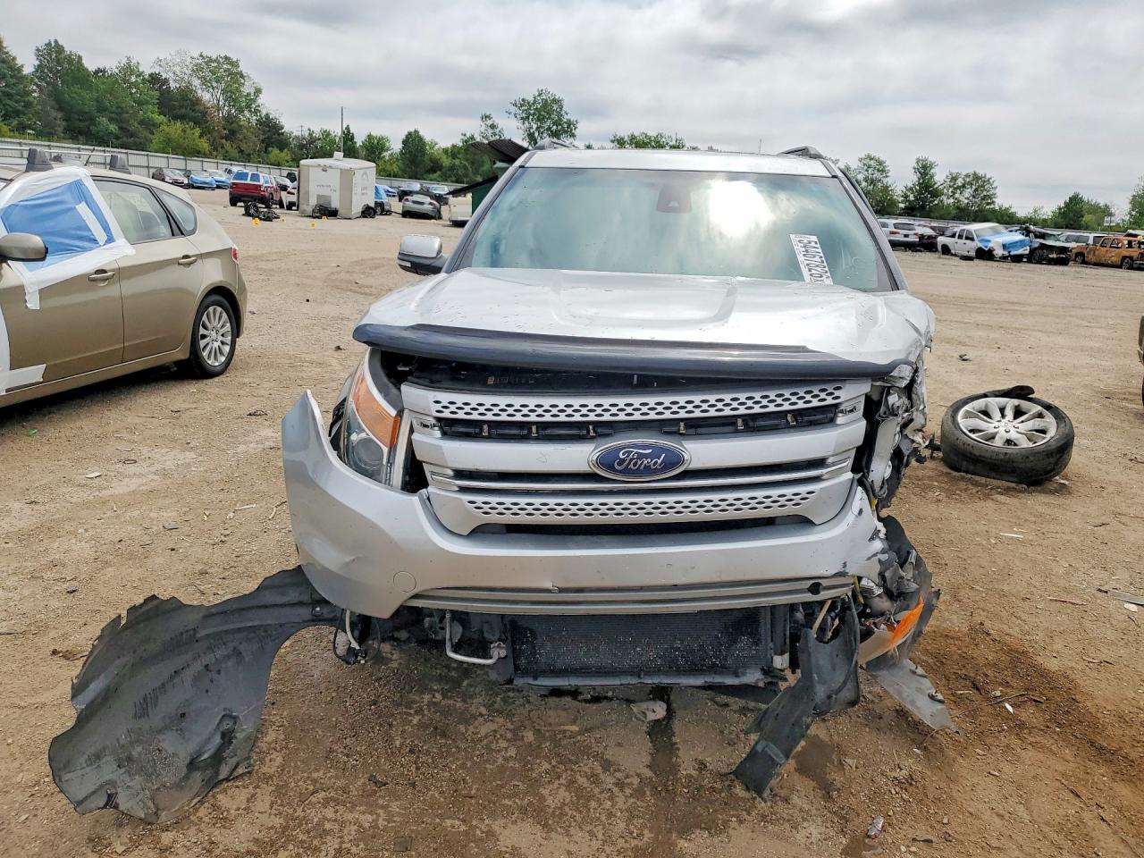 2015 Ford Explorer VIN 1FM5K7F81FGC38425 COPART salvage auction — Side, IL - SALVAGE CERTIFICATE, sold $575 on 2026-07-02 (photo 5)