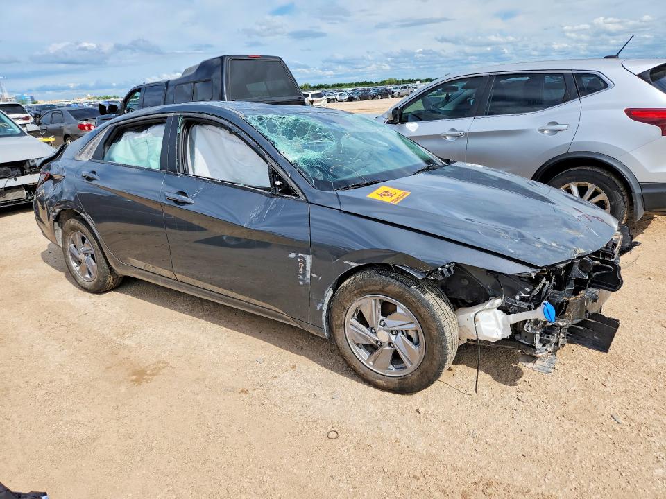 2025 Hyundai VIN KMHLL4DG4SU971142 COPART salvage auction — ROLLOVER, Tx - Nonrepairable Title, sold $1,050 on 2026-07-23 (photo 4)