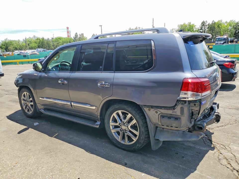 2013 Lexus VIN JTJHY7AX2D4110740 COPART salvage auction — REAR END, Co - Public - Salvage Title, sold $5,200 on 2026-07-28 (photo 2)