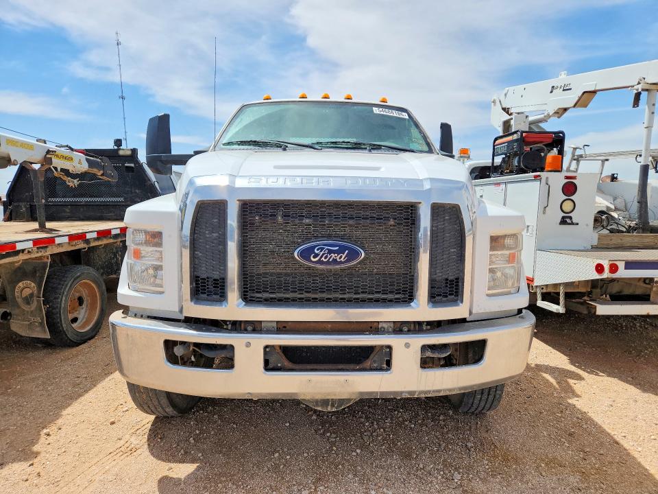 2019 Ford F650-f750 VIN 1FDNW6DC4KDF07423 COPART salvage auction — MINOR DENT/SCRATCHES, Tx - Certificate Of Title (P), sold $21,500 on 2026-07-29 (photo 5)